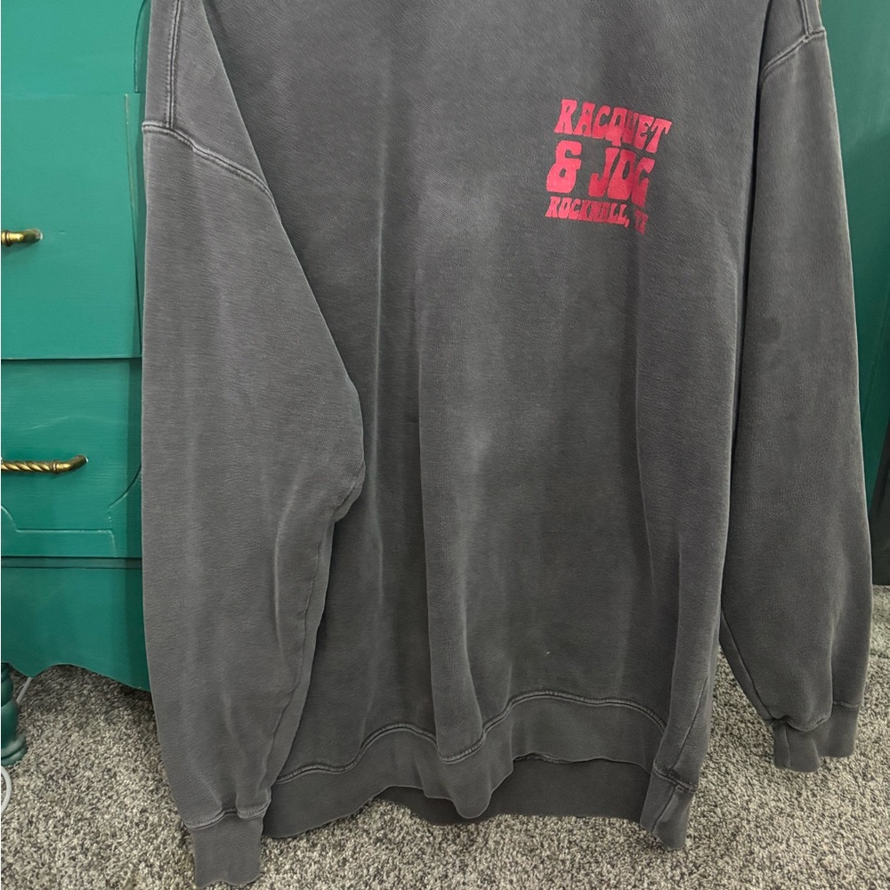 Racquet & jog crewneck